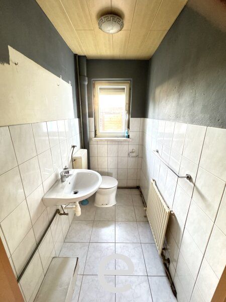 Wohnhaus mit viel Potential, Garten & Pool in Wels-Maxlheid - Bild 19