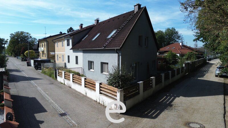 Wohnhaus mit viel Potential, Garten & Pool in Wels-Maxlheid - Bild 3