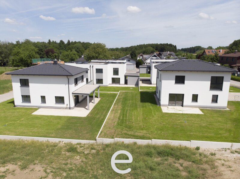 Einfamilienhaus TOP 7, belagsfertig "In der Au" in Laakirchen - sofort verfügbar! - Bild 1