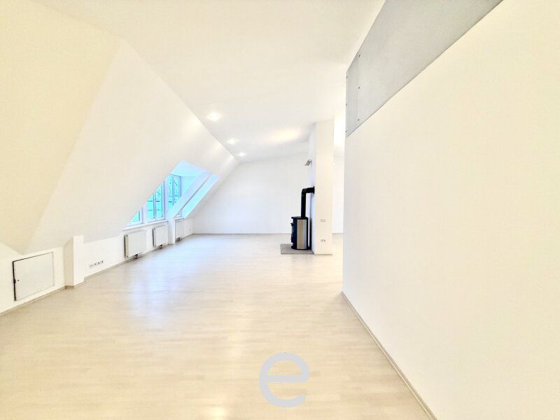 Stadtleben mit Panorama – Stilvolle Dachgeschosswohnung im Gründerzeithaus - Bild 5