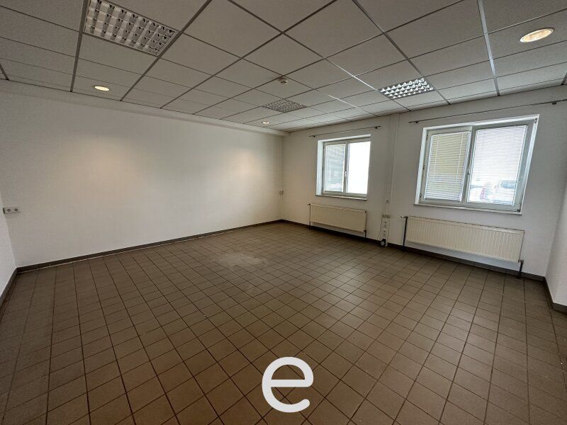 Lagerhalle und Büro in St. Pölten / Unterradlberg mit  1500m² zu vermieten. - Bild 4