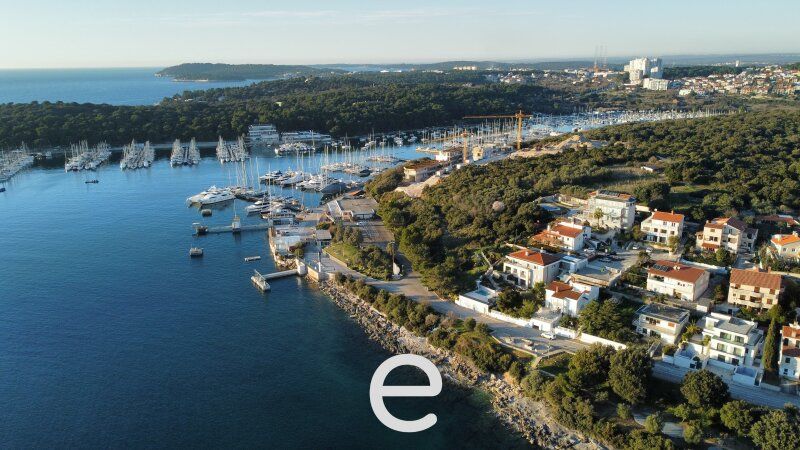 Exklusive Moderne Villa in Pula/ Pješčana Uvala: Luxus und Komfort auf 507,62m² - Bild 3