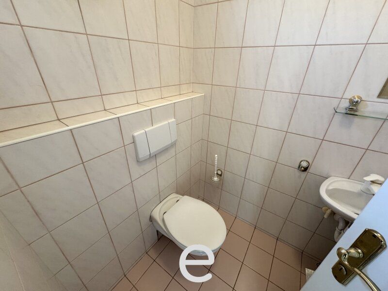 Ein Zuhause zum Ankommen – Reihenhaus mit Kamin, Terrasse und privatem Garten in Wels - Bild 11