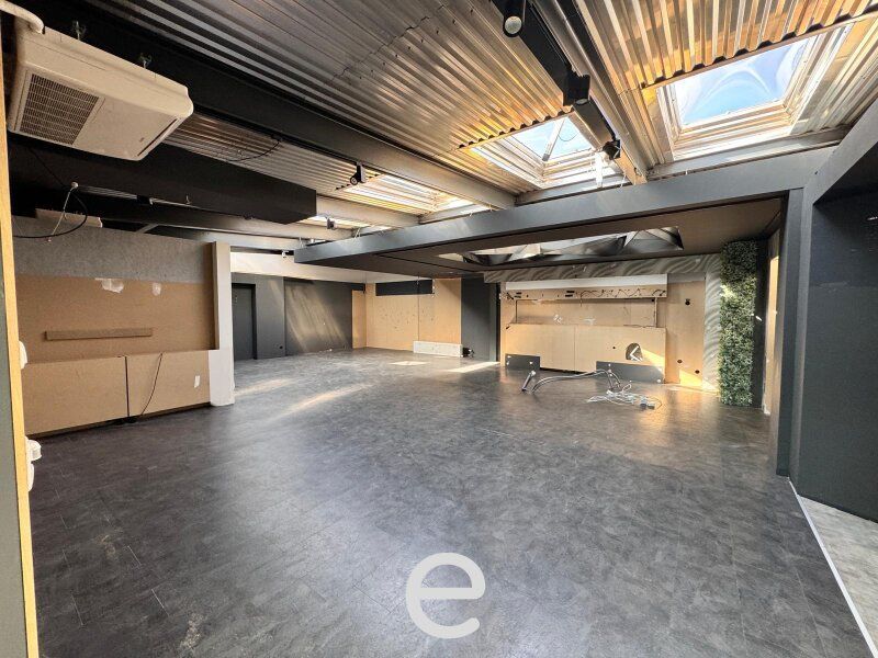 Moderner Showroom mit Büro- und Lagerflächen in Ansfelden zu verkaufen! - Bild 8
