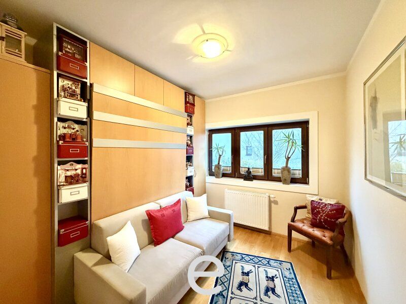 Stylische Doppelhaushälfte mit Dachterrasse, Garten und Doppelcarport in Gaaden - Bild 11