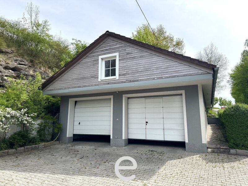 Großzügiges Einfamilienhaus mit XXL-Doppelgarage & viel Potential in Steinerkirchen an der Traun - Bild 3