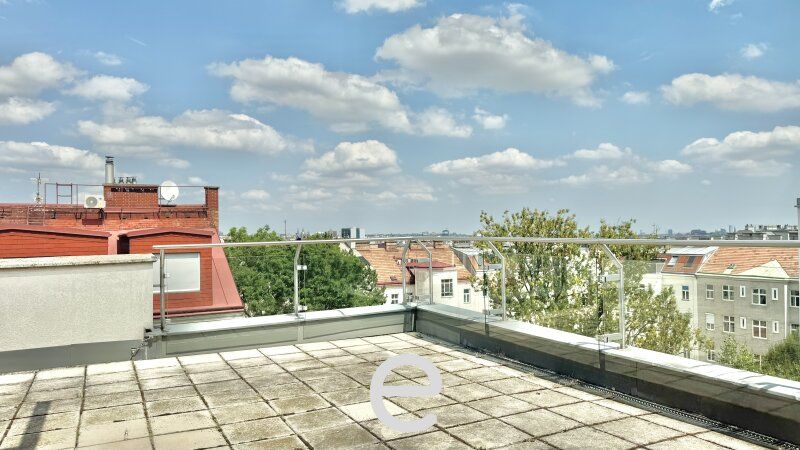 Stadtleben mit Panorama – Stilvolle Dachgeschosswohnung im Gründerzeithaus - Bild 12