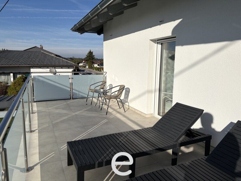 Exklusives Einfamilienhaus – großzügiges Wohnen mit Wintergarten – einziehen und wohlfühlen - Bild 21