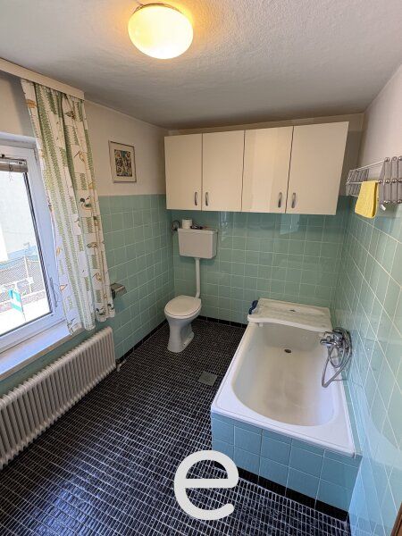 Charmantes Eigenheim mit viel Potenzial in zentraler und doch idyllischer Ruhelage in Lambach - Bild 15