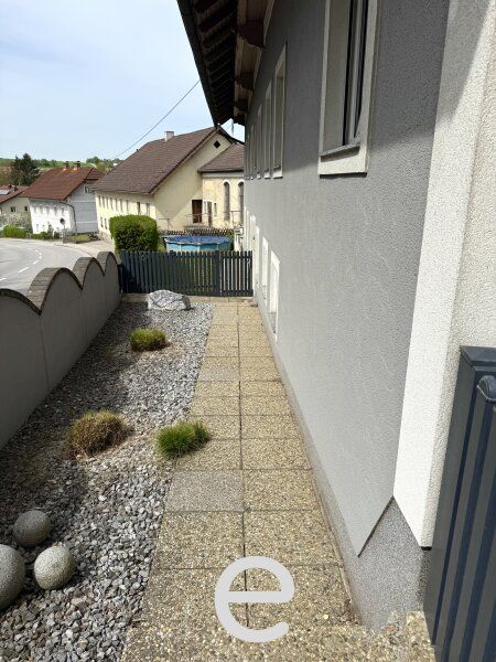 Großzügiges Einfamilienhaus mit XXL-Doppelgarage & viel Potential in Steinerkirchen an der Traun - Bild 8