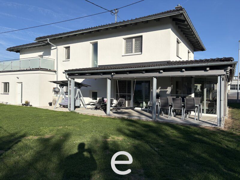 Exklusives Einfamilienhaus – großzügiges Wohnen mit Wintergarten – einziehen und wohlfühlen - Bild 35