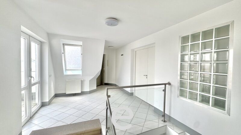 Stadtleben mit Panorama – Stilvolle Dachgeschosswohnung im Gründerzeithaus - Bild 8