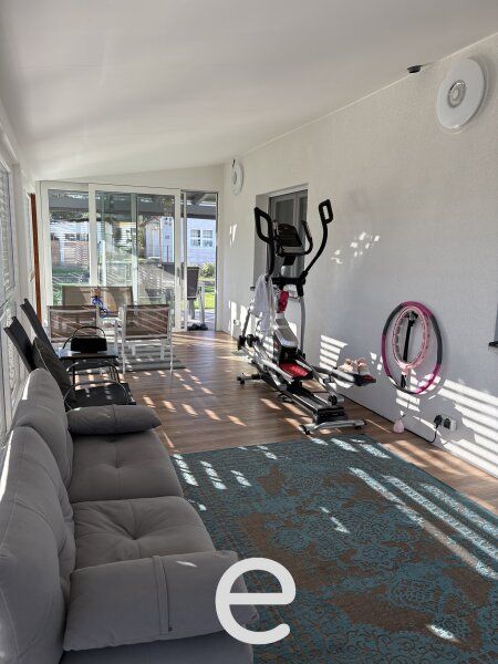 Exklusives Einfamilienhaus – großzügiges Wohnen mit Wintergarten – einziehen und wohlfühlen - Bild 39
