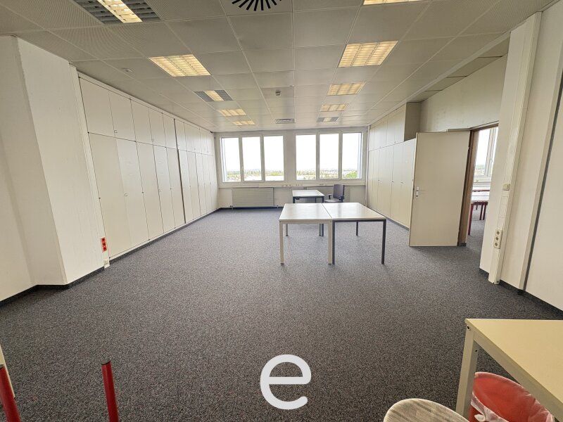 Moderne Bürofläche mit Lager-/Abstellräumen in Marchtrenk - Bild 3