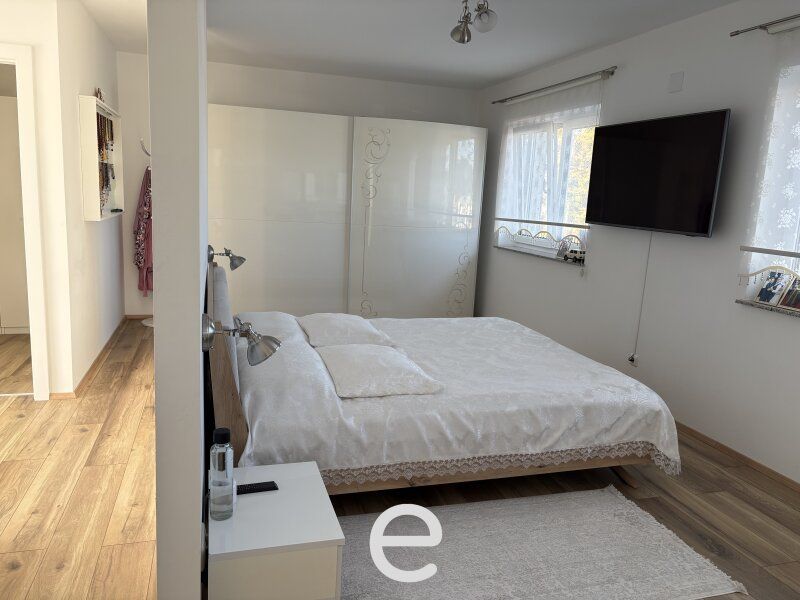 Exklusives Einfamilienhaus – großzügiges Wohnen mit Wintergarten – einziehen und wohlfühlen - Bild 18