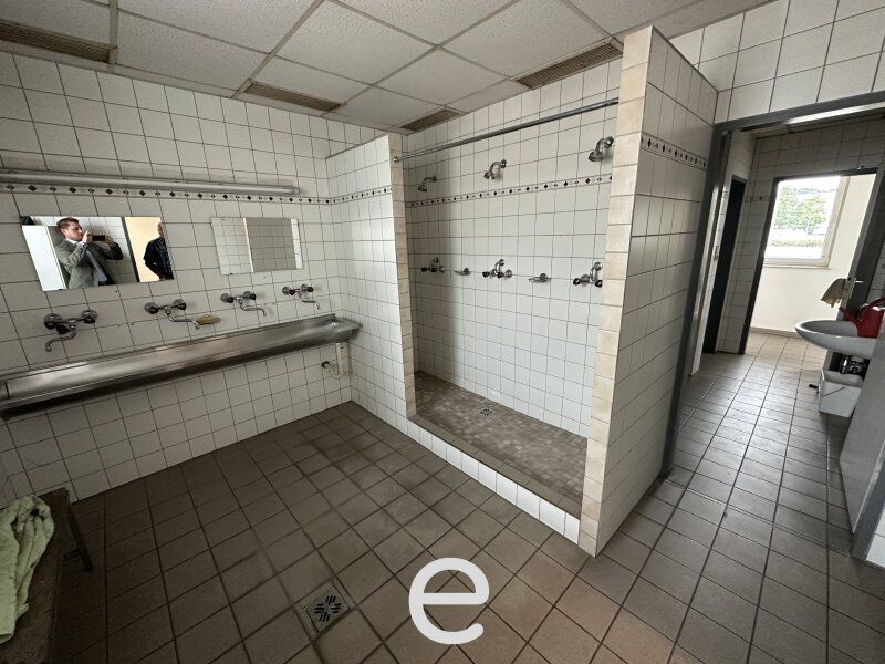 Lagerhalle und Büro in St. Pölten / Unterradlberg mit  1500m² zu vermieten. - Bild 5