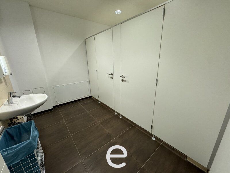 Moderne Gewerbeflächen in Vorchdorf zu vermieten - Bild 8