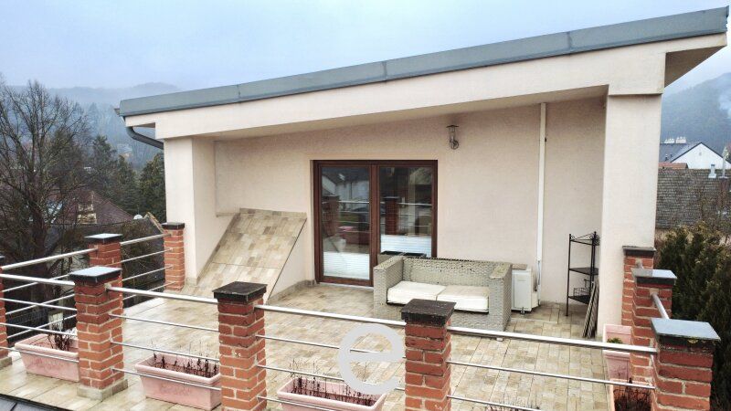 Stylische Doppelhaushälfte mit Dachterrasse, Garten und Doppelcarport in Gaaden - Bild 19